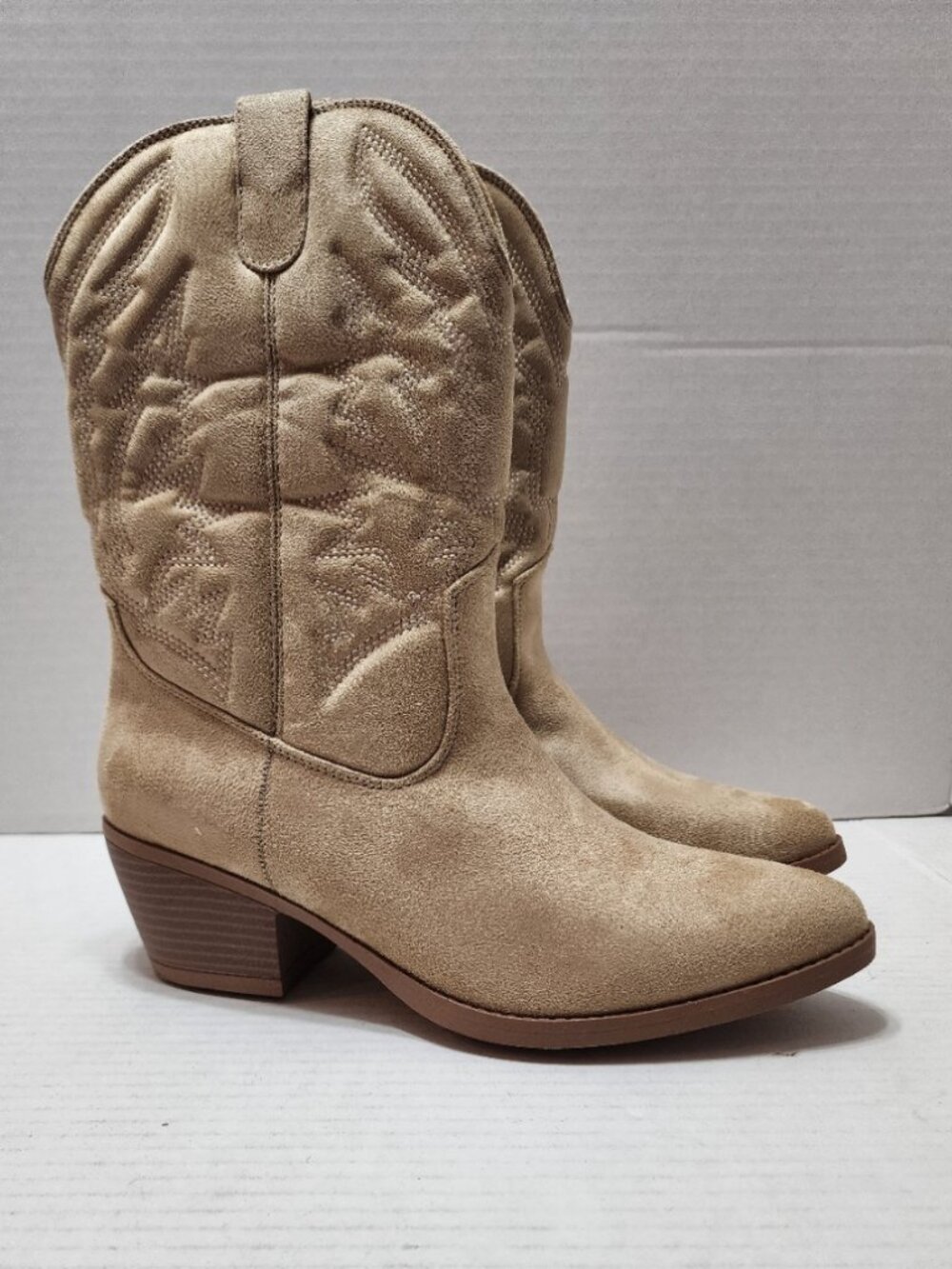 New Unionbay Dolly Faux Suede Western Boots - Light Tan - Size 10